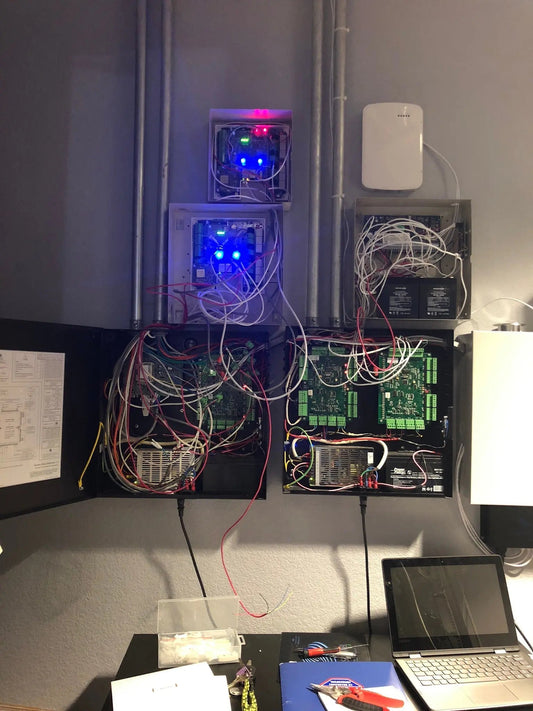 Cloud managed access control configuration with keypad and card reader