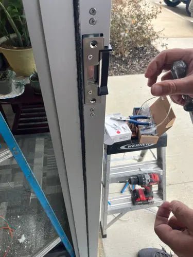 Fail-Secure Locks: Safe Egress & Knox Box Fire Access - Avenger Security